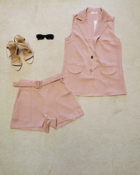 short y chaleco conjunto